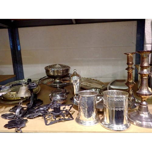 1036 - Mixed silver plate and other metalware. Not available for in-house P&P