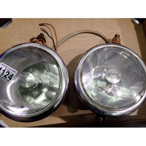 1124 - Pair of vintage butlers car spot lights. Not available for in-house P&P