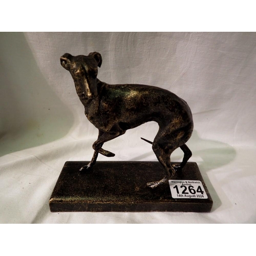 1264 - Cast iron greyhound on plinth. L: 22 cm UK P&P Group 2 (£20+VAT for the first lot and £4+VAT for sub... 