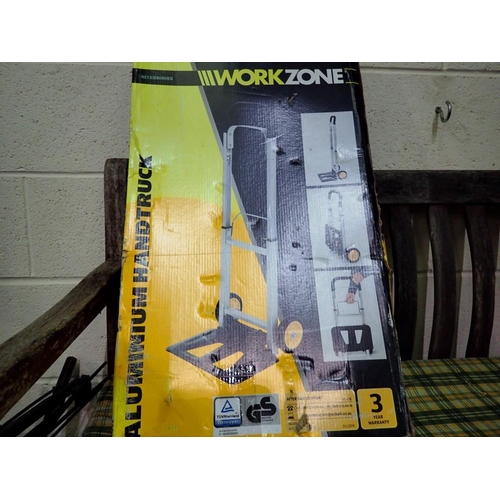 1789 - Boxed Workzone aluminium hand truck. Not available for in-house P&P