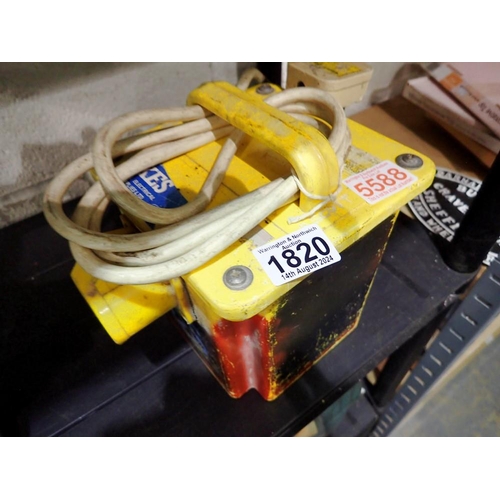 1820 - 110v one socket transformer. All electrical items in this lot have been PAT tested for safety and ha... 