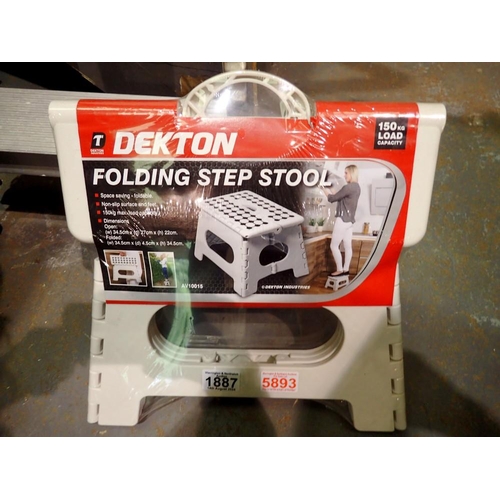 1887 - Dekton folding step stool. Not available for in-house P&P