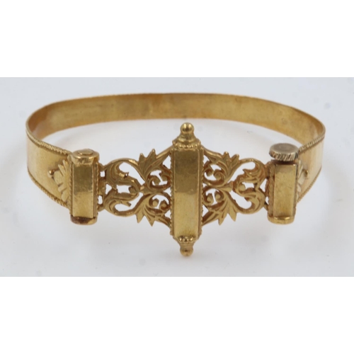 3 - Unmarked Eastern gold bangle, 17.2g. UK P&P Group 0 (£6+VAT for the first lot and £1+VAT for subsequ... 