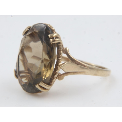 5 - 9ct gold ring set with a large gemstone, size K, 3.2g. UK P&P Group 2 (£20+VAT for the first lot and... 