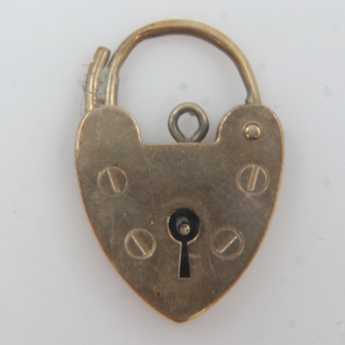 50 - 9ct gold heart-form padlock clasp, 1.7g. UK P&P Group 1 (£16+VAT for the first lot and £2+VAT for su... 