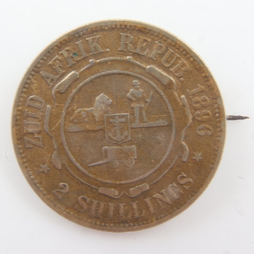 113 - South African two shilling brooch. UK P&P Group 0 (£6+VAT for the first lot and £1+VAT for subsequen... 