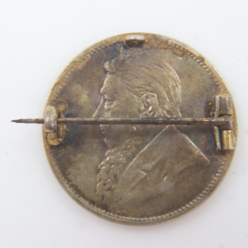 113 - South African two shilling brooch. UK P&P Group 0 (£6+VAT for the first lot and £1+VAT for subsequen... 