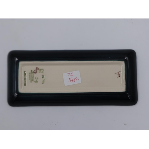 175 - Moorcroft pen tray, date cypher for 2000, 19.5 x 8.5cm. UK P&P Group 2 (£20+VAT for the first lot an... 