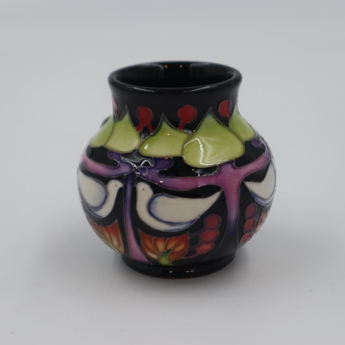 177 - Moorcroft Knox vase, 2017, H: 80 mm. UK P&P Group 1 (£16+VAT for the first lot and £2+VAT for subseq... 