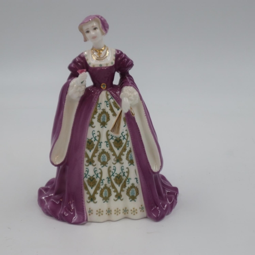 214 - Wedgwood figurine, Anne of Cleves, limited edition, no cracks or chips. UK P&P Group 2 (£20+VAT for ... 