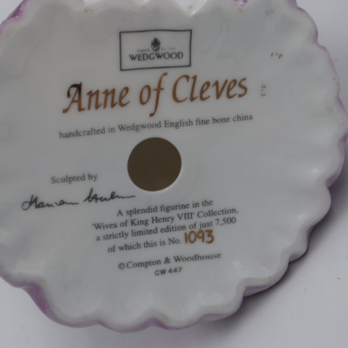 214 - Wedgwood figurine, Anne of Cleves, limited edition, no cracks or chips. UK P&P Group 2 (£20+VAT for ... 