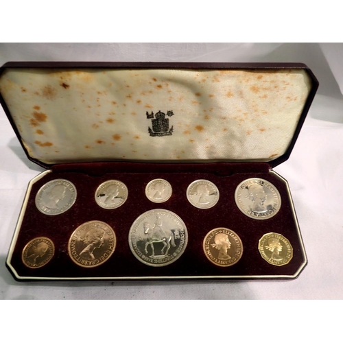 1070 - 1953 Royal mint proof coin set. UK P&P Group 1 (£16+VAT for the first lot and £2+VAT for subsequent ... 