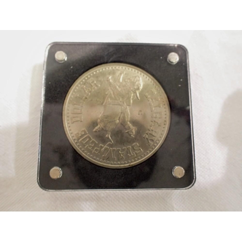 1100 - 1976 - Calgary stampede dollar in quadrum case. UK P&P Group 0 (£6+VAT for the first lot and £1+VAT ... 