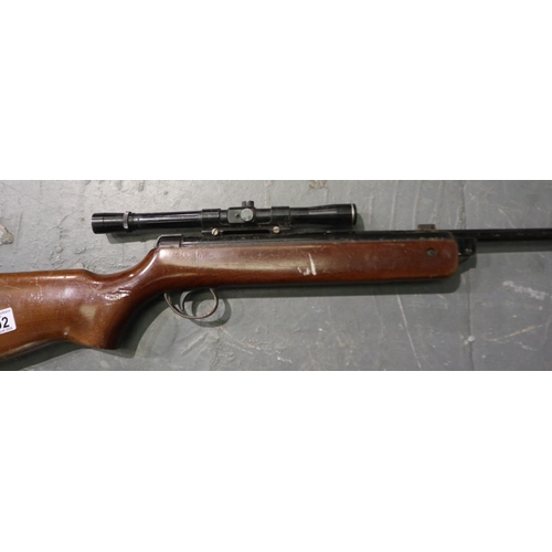 292 - BSA Meteor .22 air rifle with scope. UK P&P Group 3 (£30+VAT for the first lot and £8+VAT for subseq... 