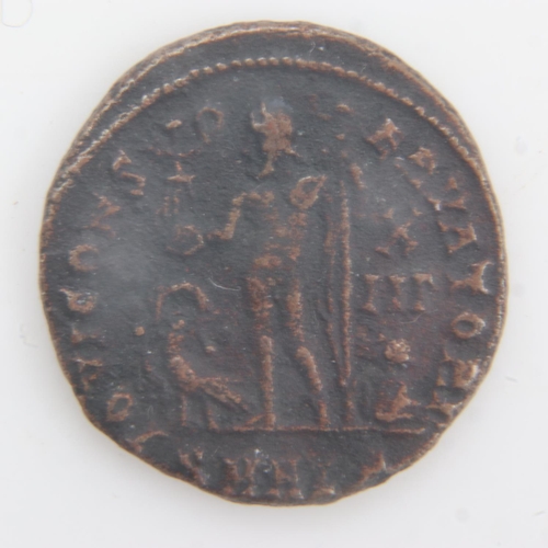 2138 - 308AD - Emperor Licinius showing victory with a captive at foot. UK P&P Group 0 (£6+VAT for the firs... 