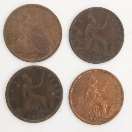 2159 - Four bun head Pennies of queen Victoria in gF grade or better. UK P&P Group 0 (£6+VAT for the first ... 