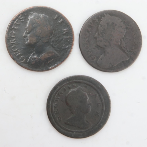 2209 - Three early Georgian copper Farthings - circulated. UK P&P Group 0 (£6+VAT for the first lot and £1+... 