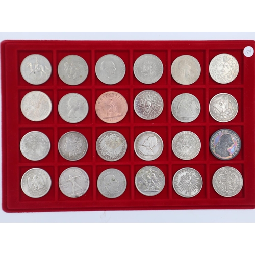 2292 - Coin tray of 24 world and UK crowns including some hobo issues. UK P&P Group 1 (£16+VAT for the firs... 