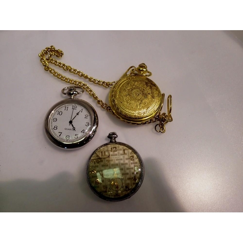 1067 - Three mixed pocket watches, including a mechanical example. UK P&P Group 1 (£16+VAT for the first lo... 