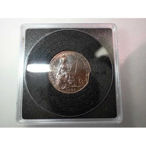 1083 - 1825 Farthing in quadrum case. UK P&P Group 1 (£16+VAT for the first lot and £2+VAT for subsequent l... 