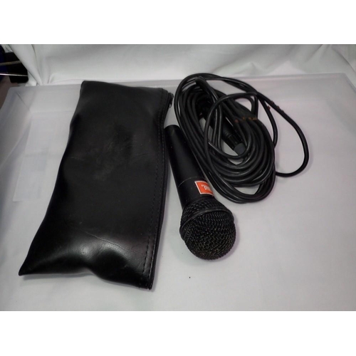 1092 - JBL Cardioid microphone, with XLR to jack cable in a Shure zip bag. UK P&P Group 1 (£16+VAT for the ... 