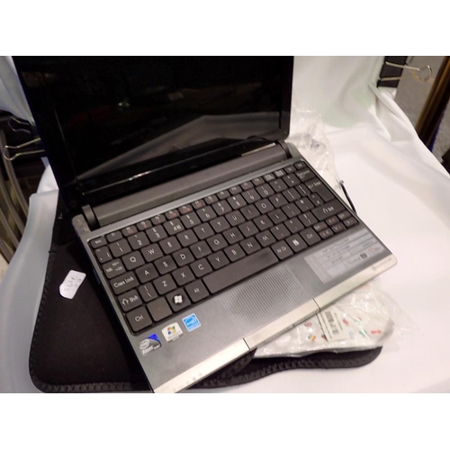 1119 - Packard Bell 10