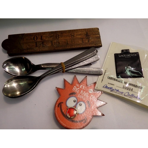 1131 - Mixed collectables including cubic zirconia and British Railways teaspoon. UK P&P Group 1 (£16+VAT f... 