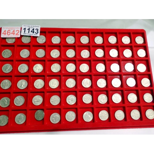 1143 - Tray of 60 Elizabeth II sixpences. UK P&P Group 1 (£16+VAT for the first lot and £2+VAT for subseque... 