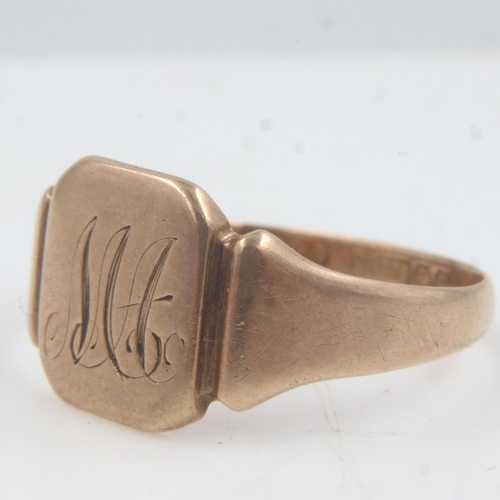 37 - 9ct gold signet ring, inscribed, size U, 2.8g. UK P&P Group 0 (£6+VAT for the first lot and £1+VAT f... 