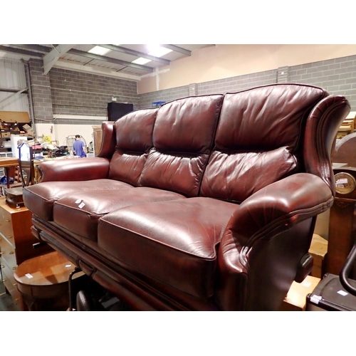 1670 - Red leather, Dellbrook three seater settee. Not available for in-house P&P