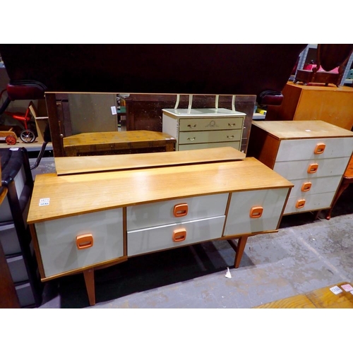 1675 - 1960s bedroom suite of dressing table and drawers. Not available for in-house P&P