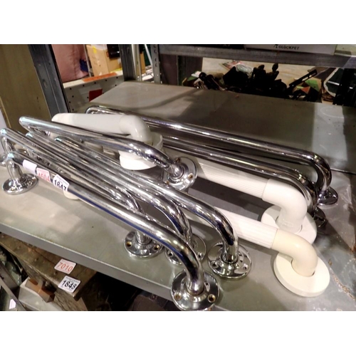 1847 - Ten handrails in PVC and chrome. Not available for in-house P&P