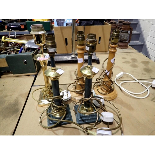 1887 - Group of five table lamps including two matching pairs and a single brass example. All electrical it... 