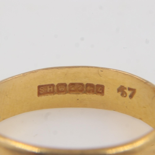 65 - 22ct gold wedding band, size L, 4.0g. UK P&P Group 0 (£6+VAT for the first lot and £1+VAT for subseq... 