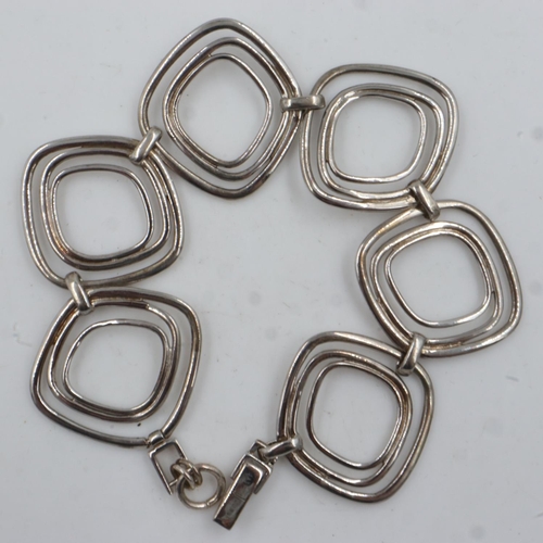 91 - Jasper Conran silver bracelet. UK P&P Group 1 (£16+VAT for the first lot and £2+VAT for subsequent l... 