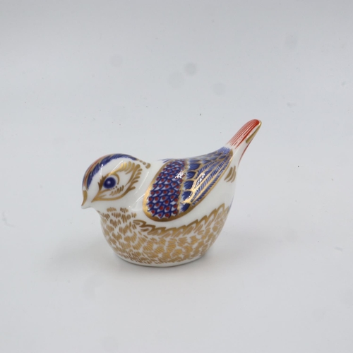 298 - Royal Crown Derby wren paperweight with gold stopper. UK P&P Group 1 (£16+VAT for the first lot and ... 