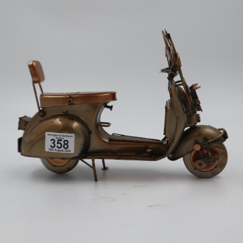 358 - Tin plate Mod scooter, L: 18 cm. UK P&P Group 2 (£20+VAT for the first lot and £4+VAT for subsequent... 