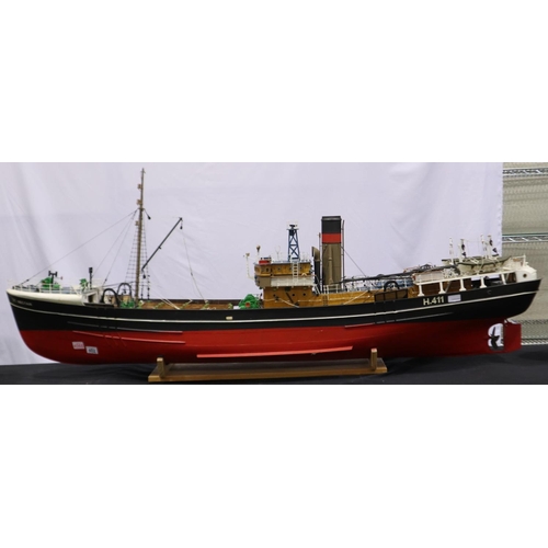 402 - Mountfleet Models, St Nectan, pre war trawler, electric motor and radio control, requires battery an... 