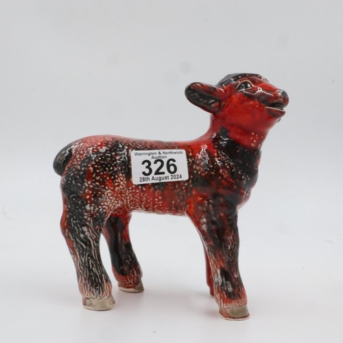 326 - Anita Harris lamb, signed in gold, no cracks or chips, H: 18 cm. UK P&P Group 1 (£16+VAT for the fir... 