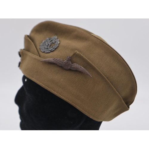 2102 - WWI Royal Flying Corps officers side cap and, badged and with Pilots Wings. UK P&P Group 2 (£20+VAT ... 