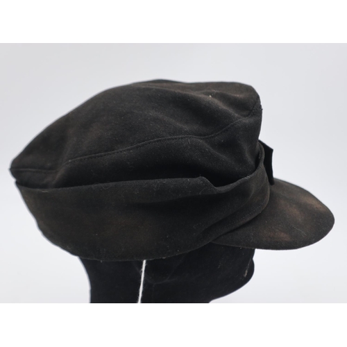 2108 - WWII German Panzer M43 Cap. UK P&P Group 2 (£20+VAT for the first lot and £4+VAT for subsequent lots... 