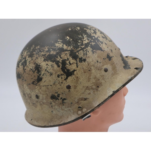 2110 - First Gulf War Desert Storm/Shield relic Iraqi M80 Helmet. This veteran bring back has the insignia ... 