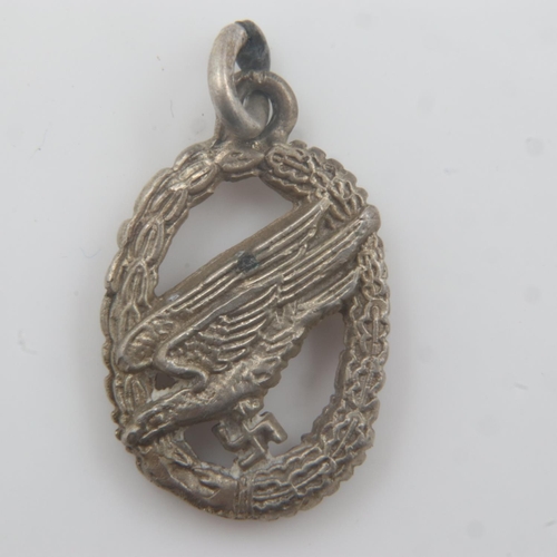 2183 - WWII German .800 Silver Fallschirmjäger Pendant. UK P&P Group 1 (£16+VAT for the first lot and £2+VA... 