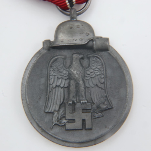 2201 - German WWII Eastern Front 1941/42 medal. UK P&P Group 1 (£16+VAT for the first lot and £2+VAT for su... 