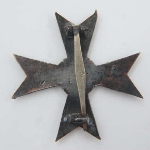 2202 - Third Reich War Merit Cross 1st Class without swords. Marked 2 to the pin. UK P&P Group 1 (£16+VAT f... 