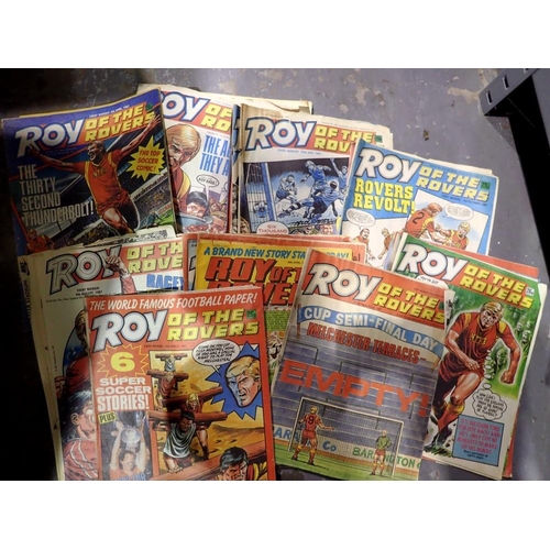 1009 - Quantity of Roy of the Rovers and other comics. Not available for in-house P&P