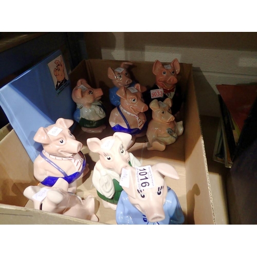 1016 - Set of nine Wade Nat West piggy banks, to include Woody, Annabel, Maxwell, Lady Hilary and Sir Natha... 