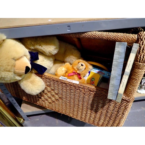 1050 - Wicker blanket box/seat containing games and diecast toys. Not available for in-house P&P