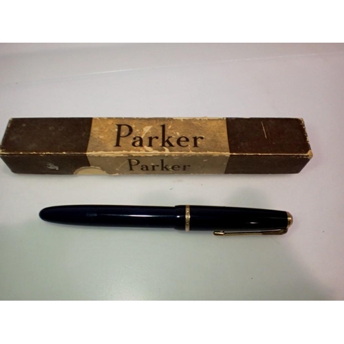 1063 - Vintage boxed Parker pen. UK P&P Group 1 (£16+VAT for the first lot and £2+VAT for subsequent lots)