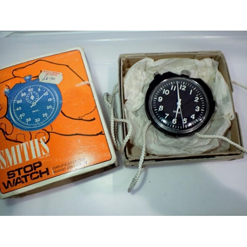 1068 - Two boxed Smiths stopwatches. UK P&P Group 1 (£16+VAT for the first lot and £2+VAT for subsequent lo... 